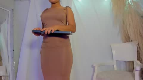 Hayami  online show from October 3, 2025, 8:28 pm