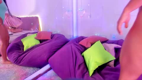 Hayami  online show from December 3, 2025, 12:36 pm