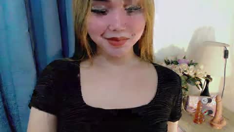 haylee online show from February 11, 2025, 2:02 pm