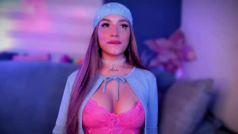 Marie online show from February 9, 2025, 2:38 am