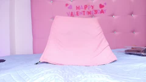 kataleya online show from March 4, 2025, 7:11 pm