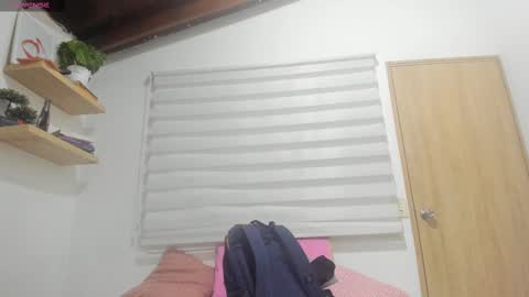 Im Hazel online show from March 4, 2025, 8:05 pm