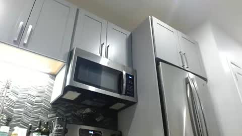 Hazel online show from January 1, 2025, 11:40 pm