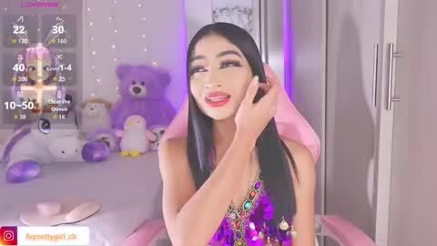 Lynn online show from December 1, 2025, 5:45 am