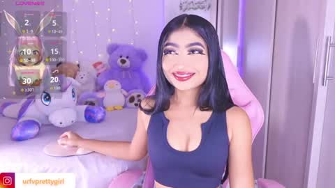 Snapshot of hazelbabee_ chatting on July 13, 2026, 6:38 am Lynn online show from July 13, 2026, 6:38 am
