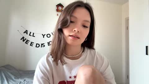 Kira online show from April 24, 2026, 10:39 am