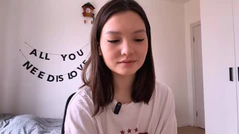 Kira online show from May 1, 2026, 10:09 am