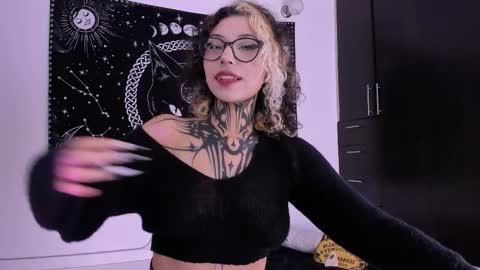 Hazell Witch online show from March 6, 2025, 1:14 pm