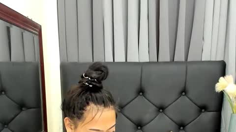 HAZEL MADONNA online show from February 26, 2025, 8:26 am