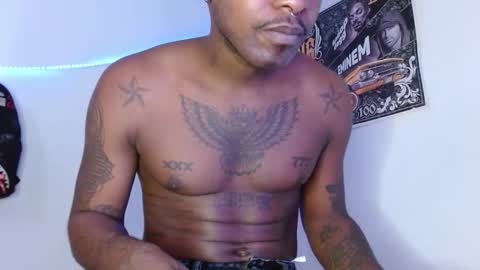 hazlan_420 online show from February 11, 2026, 7:08 pm