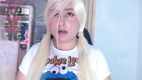 hazumi_tsu online show from May 16, 2026, 7:34 pm