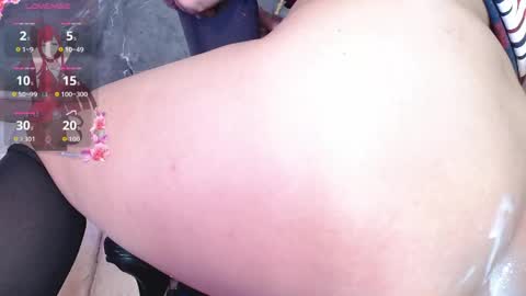 hazumi_tsu online show from May 20, 2026, 11:33 pm