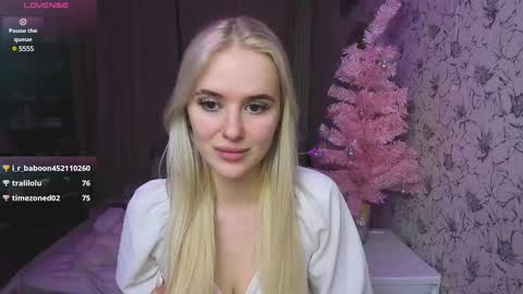 Valeria online show from December 28, 2024, 1:49 pm