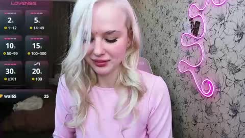 Valeria online show from March 10, 2025, 3:41 pm