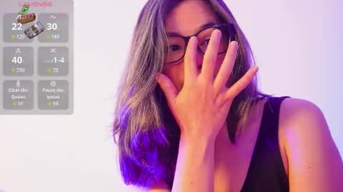 hearmymoans_18 online show from November 15, 2025, 8:05 pm