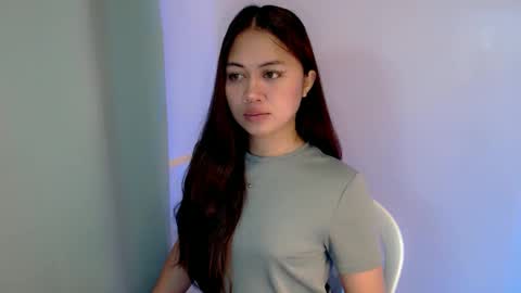 Yoshin online show from December 18, 2025, 8:59 pm