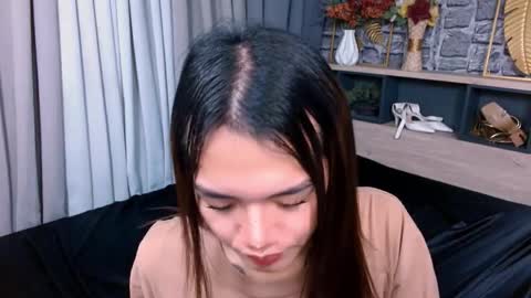 Snapshot of heather_winter chatting on February 16, 2026, 9:33 pm HEATHER online show from February 16, 2026, 9:33 pm