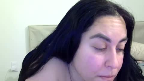 heatwavee online show from December 7, 2024, 9:55 pm