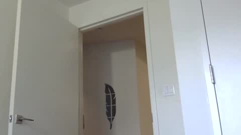 heatwavee online show from January 28, 2025, 3:46 pm