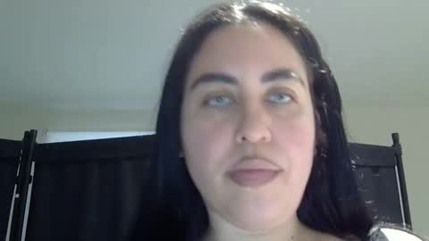 heatwavee online show from February 13, 2025, 1:05 pm