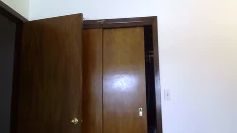 heatwavee online show from December 15, 2025, 3:05 pm