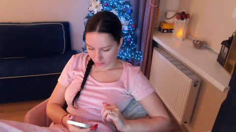 Heaven girl online show from January 9, 2025, 9:47 pm