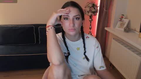 Heaven girl online show from September 18, 2025, 6:32 pm