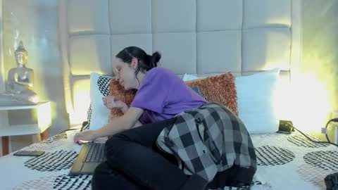 Keira Hecate online show from February 13, 2026, 8:05 pm