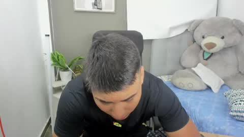 Snapshot of hector_18_ chatting on May 29, 2026, 3:04 am 18 online show from May 29, 2026, 3:04 am