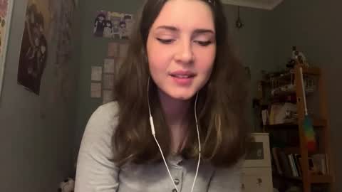 Sarah online show from December 5, 2025, 2:47 pm