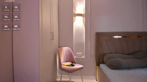 Call me Mia online show from April 19, 2026, 2:33 am