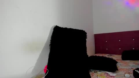 heellboy_ online show from January 6, 2026, 4:38 am