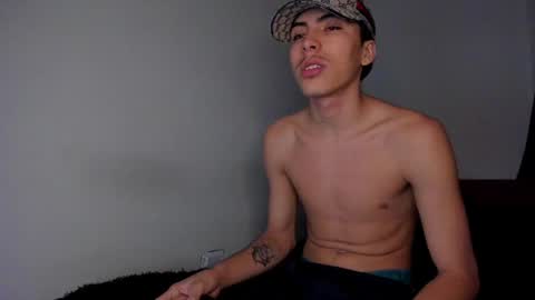 Snapshot of heellboy_ chatting on June 9, 2026, 2:01 am heellboy_ online show from June 9, 2026, 2:01 am
