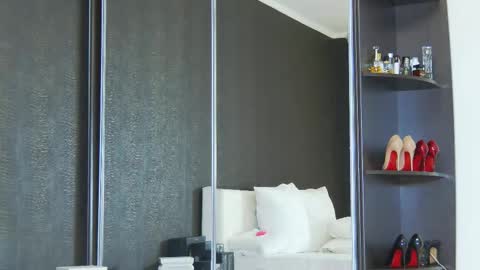 Helen online show from February 14, 2025, 3:33 am