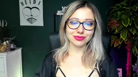 Heidi online show from December 27, 2024, 1:50 pm