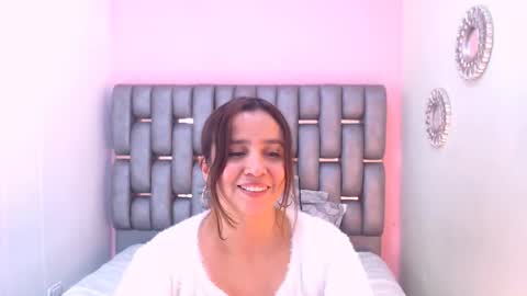 Heidy online show from February 21, 2025, 6:04 pm