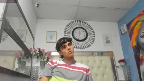 heiker_ online show from March 7, 2025, 2:46 am