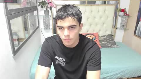 heiker_ online show from September 15, 2025, 10:37 am