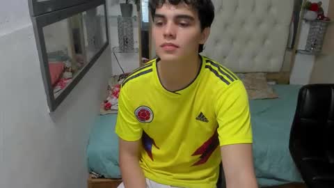 heiker_ online show from October 13, 2025, 2:55 am