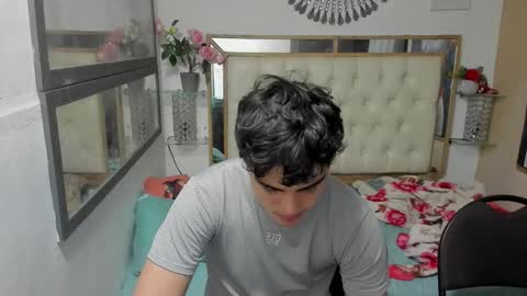 heiker_ online show from October 25, 2025, 3:14 am