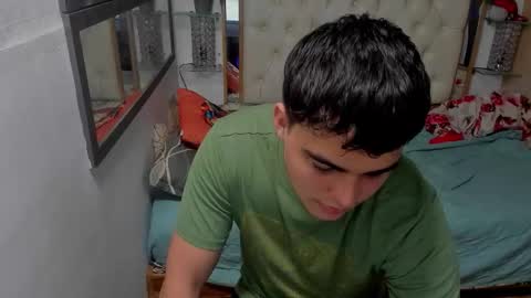 heiker_ online show from November 14, 2025, 2:54 am