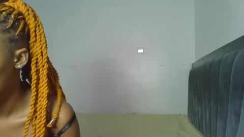 heilybunny online show from May 9, 2026, 9:42 pm
