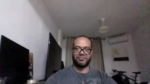 Snapshot of heistt chatting on November 26, 2025, 12:55 am Heist Stein online show from November 26, 2025, 12:55 am