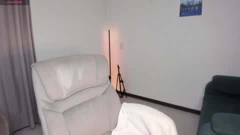 helen_miller online show from January 25, 2025, 12:38 am