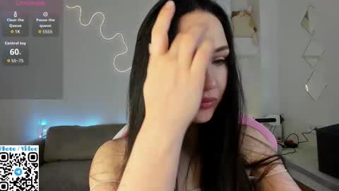 helen_spark online show from October 27, 2025, 2:04 am