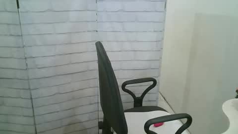 Helen online show from January 12, 2026, 5:18 pm