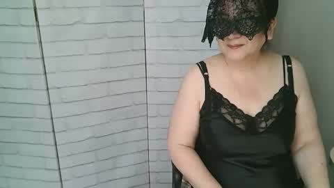 Helen online show from April 24, 2026, 5:21 am