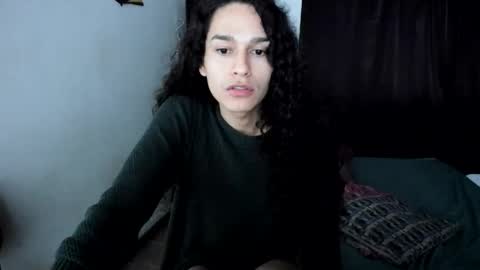 Snapshot of helena_spellman chatting on April 16, 2026, 11:33 am helena_spellman online show from April 16, 2026, 11:33 am