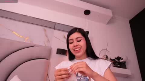 helena_whaite online show from July 21, 2026, 1:13 pm