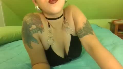 Snapshot of helenacarmine chatting on April 9, 2026, 2:11 am helenacarmine online show from April 9, 2026, 2:11 am